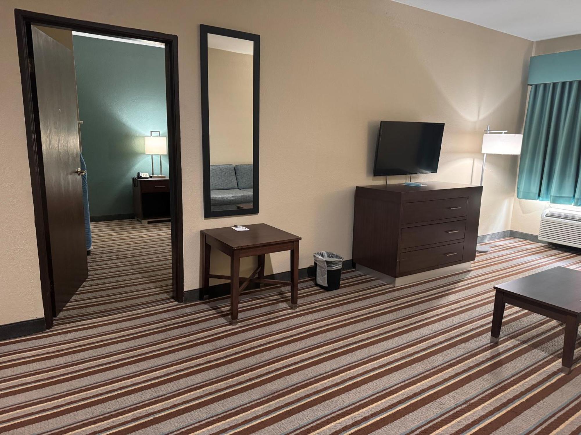 Super 8 By Wyndham Port Arthur/Nederland Area Екстер'єр фото